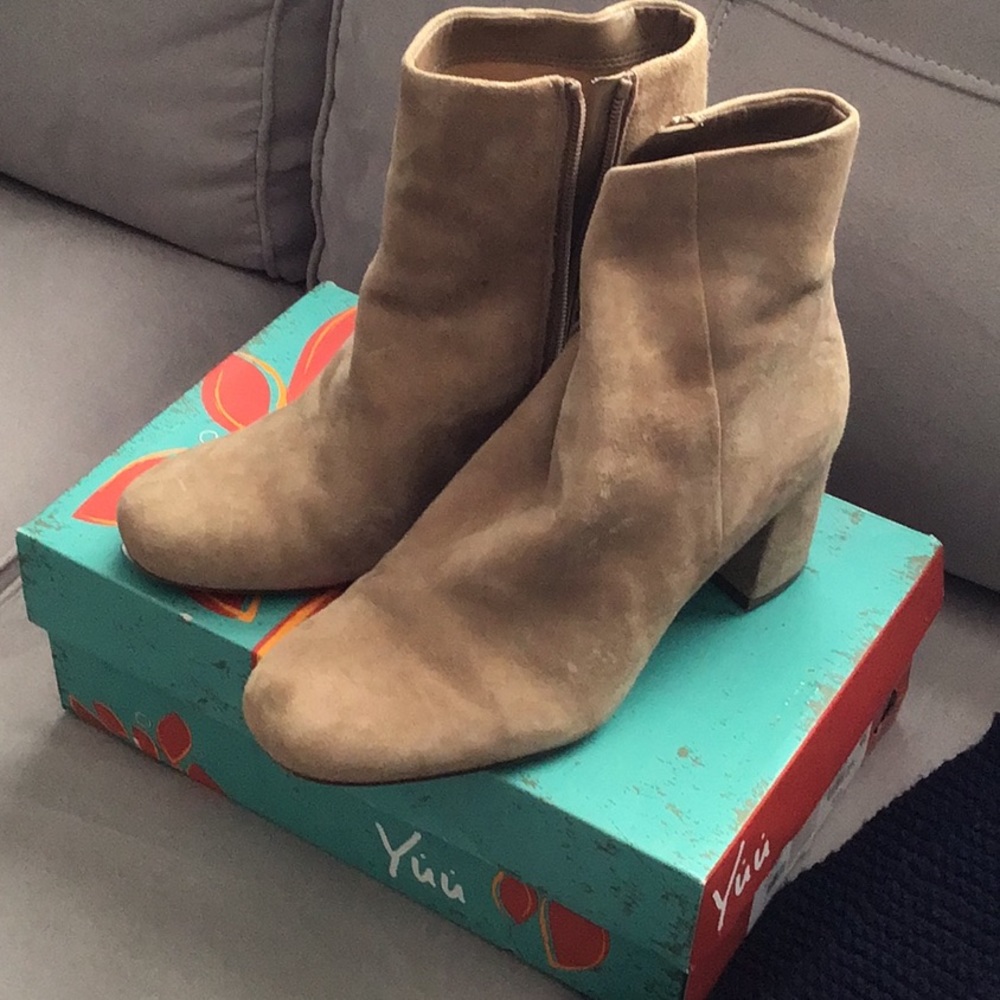 Naturalized boots